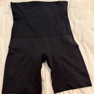 Women's Black Shapewear
